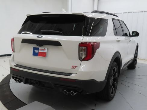 Used 2023 Ford Explorer ST w/ Equipment Group 401A AWD/4WD image 3