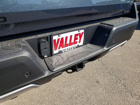 New 2026 Chevrolet Silverado EV LT image 26