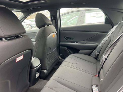 New 2026 Hyundai Elantra SEL Sport Premium FWD image 32