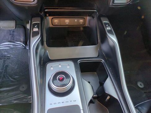 Used 2021 Kia Sorento EX FWD image 14