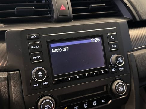 Used 2018 Honda Civic Sport image 13