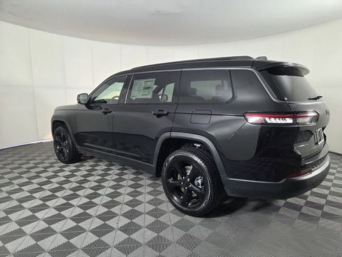 New 2026 Jeep Grand Cherokee L Limited w/ Limited Altitude Package RWD image 6