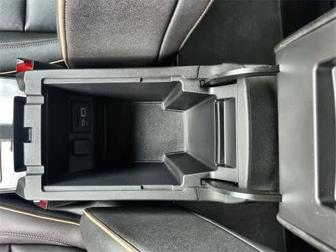 Used 2023 Chevrolet Blazer Premier w/ Enhanced Convenience Package image 27