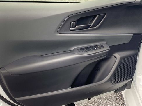 Used 2024 Toyota Prius LE image 11