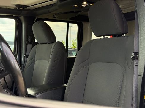 Used 2022 Jeep Wrangler Unlimited Sport AWD/4WD image 14