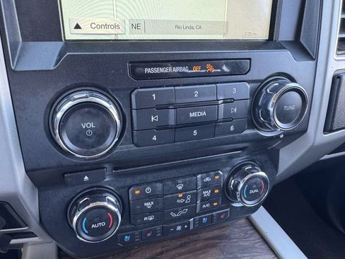 Used 2018 Ford F150 Lariat AWD/4WD image 29