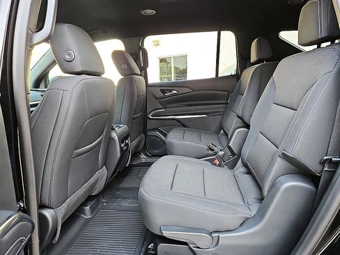 New 2026 Chevrolet Traverse LT AWD/4WD image 10