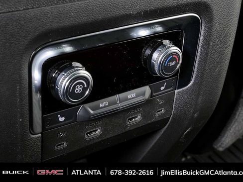 New 2026 GMC Yukon Denali w/ Denali Reserve Package AWD/4WD image 21