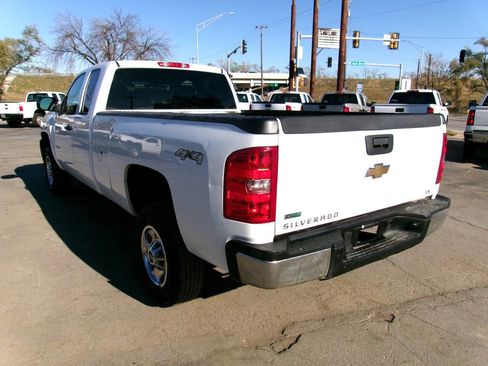 Used 2012 Chevrolet Silverado 2500 W/T image 2