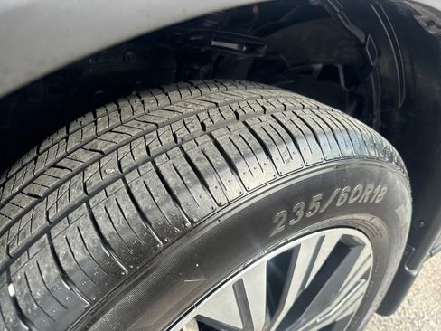 Certified 2023 Nissan Rogue SV FWD image 28