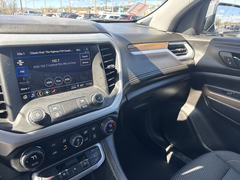 Used 2023 GMC Acadia SLE w/ Driver Convenience Package AWD/4WD image 23