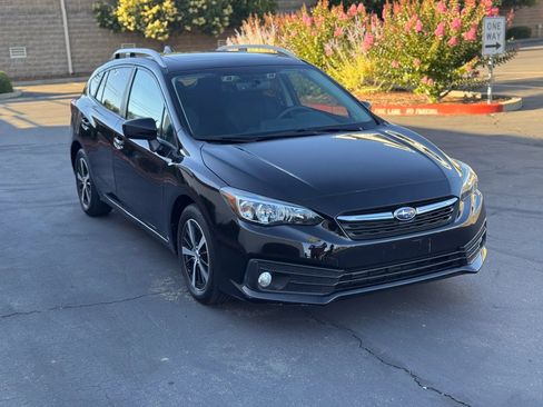 Used 2022 Subaru Impreza 2.0i Premium w/ Popular Package #2 AWD/4WD image 8
