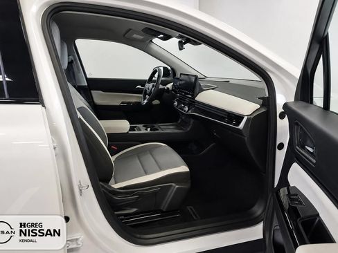 Used 2025 Honda Prologue EX image 10