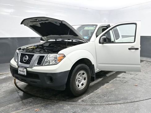 Used 2019 Nissan Frontier S image 35