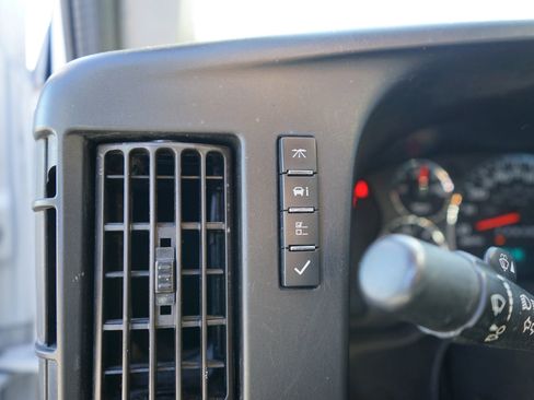 Used 2021 Chevrolet Express 2500 w/ Driver Convenience Package image 20