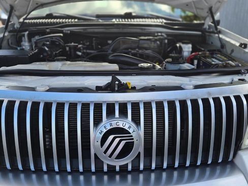 Used 2010 Mercury Mountaineer Premier RWD image 32