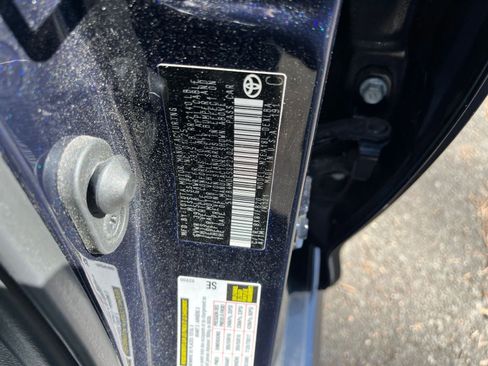 Used 2025 Toyota Corolla LE image 27