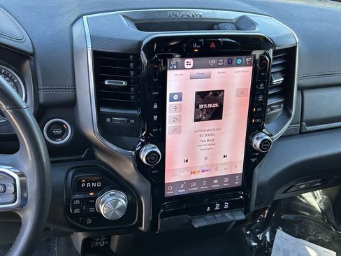 Used 2025 RAM 1500 Laramie image 19