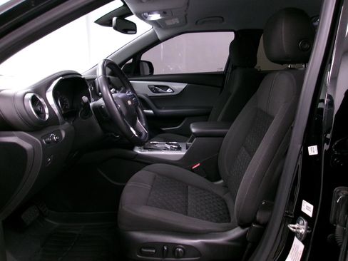 Used 2020 Chevrolet Blazer LT image 8