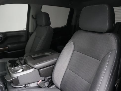 Used 2021 Chevrolet Silverado 1500 RST w/ Safety Package image 10