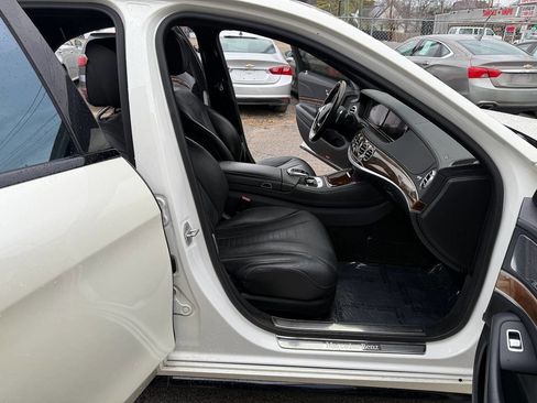 Used 2015 Mercedes-Benz S 550 Sedan image 17