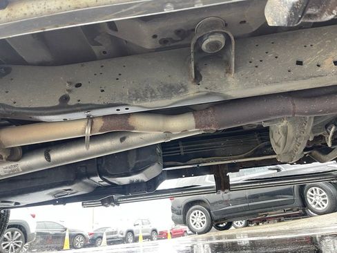 Used 2011 Ford F250 Lariat image 12