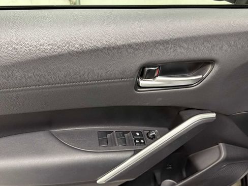 Used 2024 Toyota Corolla Cross XSE w/ Convenience Package image 15