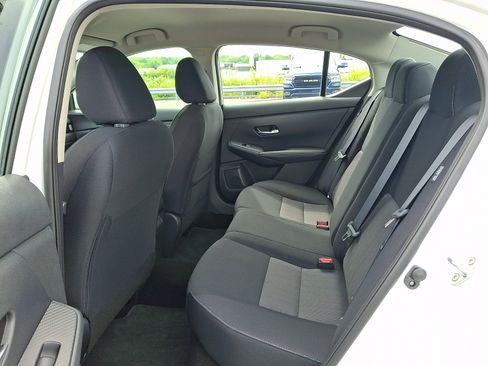 Used 2023 Nissan Sentra SV w/ Trunk Package FWD image 10