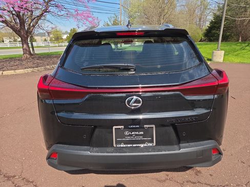 New 2026 Lexus UX 300h AWD image 3
