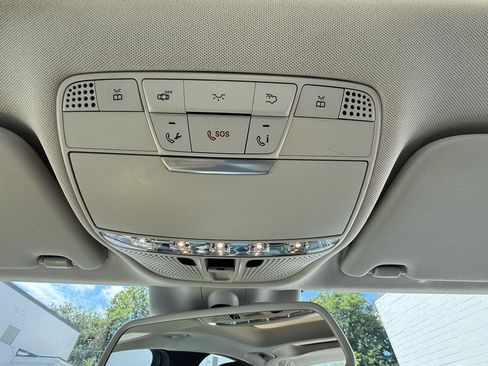 Used 2017 Mercedes-Benz C 300 4MATIC Sedan image 23