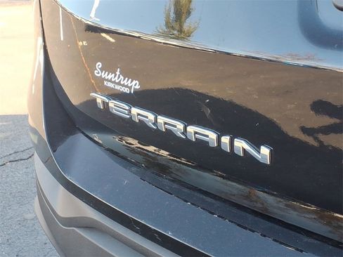 Used 2024 GMC Terrain SLE w/ Driver Convenience Package image 25