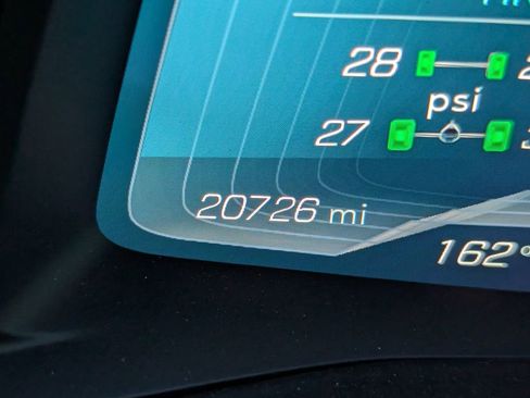 Used 2024 Chevrolet Corvette Stingray Convertible w/ Z51 Performance Package image 29