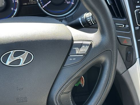 Used 2011 Hyundai Sonata GLS image 24