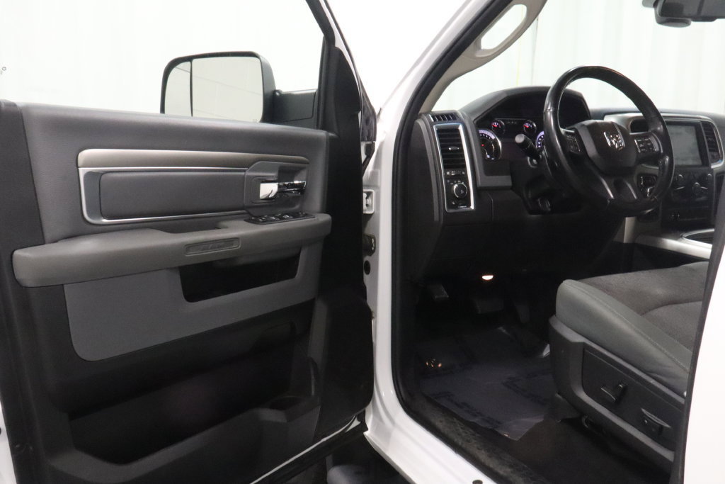 Used 2019 RAM 1500 Warlock AWD/4WD image 8