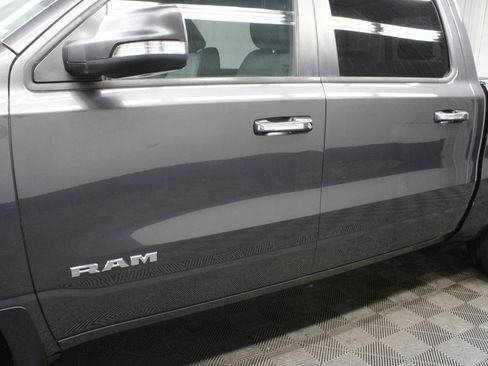 Used 2019 RAM 1500 Big Horn AWD/4WD image 42