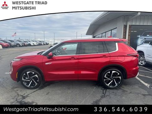 New 2025 Mitsubishi Outlander SEL image 7