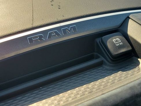 Used 2021 RAM 1500 Big Horn AWD/4WD image 30