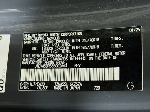 Used 2025 Toyota 4Runner TRD Off-Road Premium AWD/4WD image 39