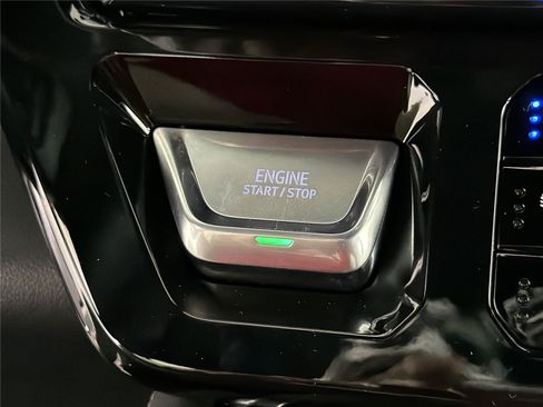 New 2026 GMC Sierra 2500 Denali Ultimate AWD/4WD image 32