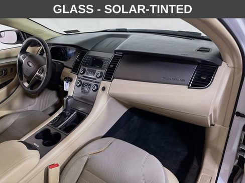 Used 2018 Ford Taurus SE image 12