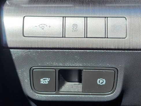 Certified 2024 Hyundai Kona Limited AWD/4WD image 24
