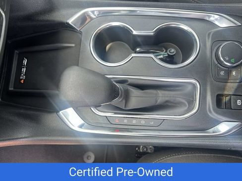 Certified 2023 Chevrolet Traverse LT FWD image 21