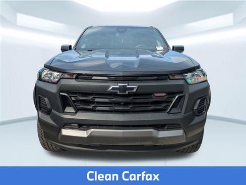 Used 2024 Chevrolet Colorado Trail Boss w/ Technology Package AWD/4WD image 5