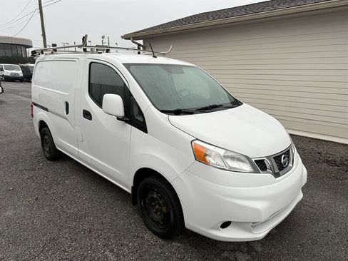 Used 2017 Nissan NV200 SV image 5