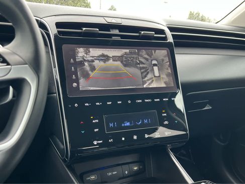 Certified 2023 Hyundai Tucson Limited AWD/4WD image 36