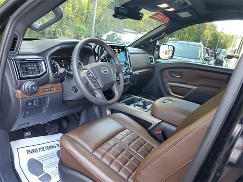 Certified 2024 Nissan Titan Platinum Reserve w/ Moonroof Package image 11