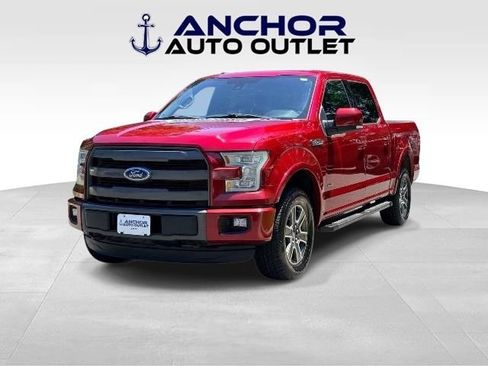 Used 2015 Ford F150 Lariat w/ Equipment Group 502A Luxury AWD/4WD image 4