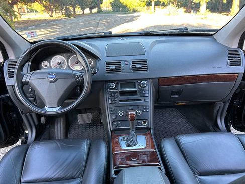 Used 2014 Volvo XC90 3.2 image 37