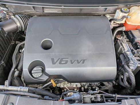 Used 2019 Chevrolet Traverse LT w/ LT Premium Package image 23