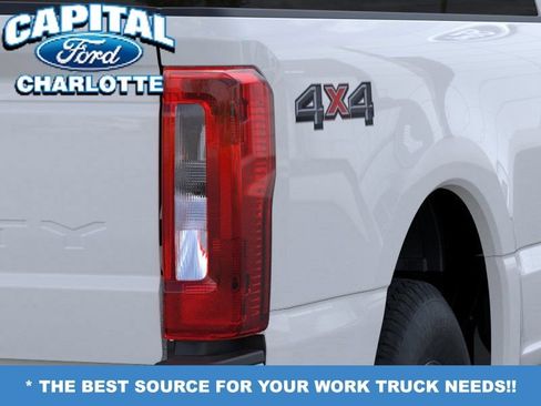 New 2026 Ford F250 XL w/ XL Chrome Package image 21